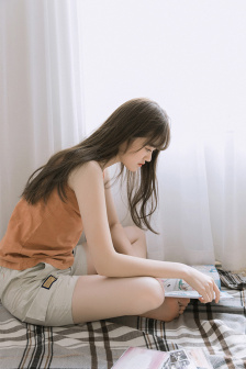 老婆运动时接听老公电话
